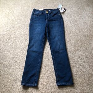 Womens Anne Klein High Rise Slim Straight Jeans Size 8P Brand New